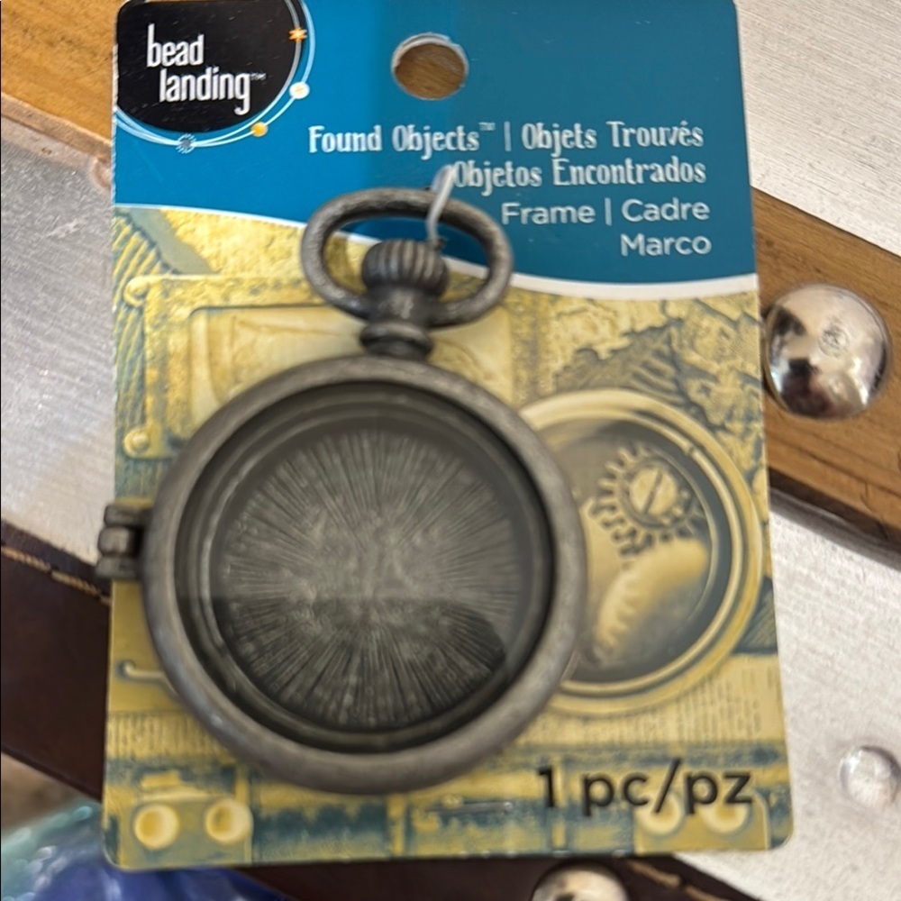 Bead Landing Antique Silver Pocket Watch Frame